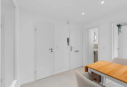 Habitación privada en Bruno-Walter-Ring 24, 81927 München, Germany, imagen 12 de 17