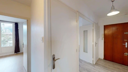 Gesamte Unterkunft in der 4 Rue Honoré Daumier, 38400 Saint-Martin-d'Hères, France, bild 29 von 29