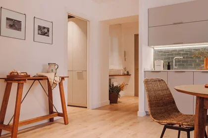 Dairenin tamamı konumu Carrer de Verdi, 225, Gràcia, 08024 Barcelona, Spain, 15 20 görüntüsü