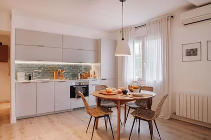 Dairenin tamamı konumu Carrer de Verdi, 225, Gràcia, 08024 Barcelona, Spain, 5 20 görüntüsü