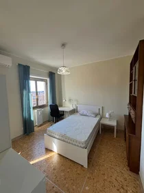 Private room at Piazza San Giovanni Bosco, Don Bosco, image 1 of 10