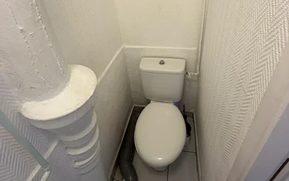 Private room in residence at 76 Cours Gambetta, image 4 of 10