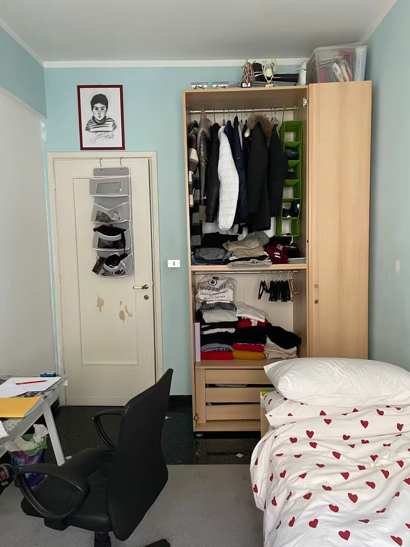 Camera per studenti economica vicino al campus a