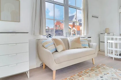 Entire apartment at Langestraat, Amsterdam-Centrum, image 4 of 10