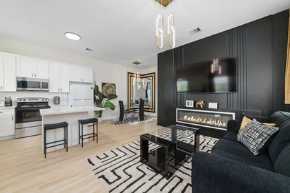 Całe miejsce Garcroft Street 9705, obraz 1 20