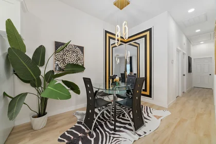 Całe miejsce Garcroft Street 9705, obraz 8 20