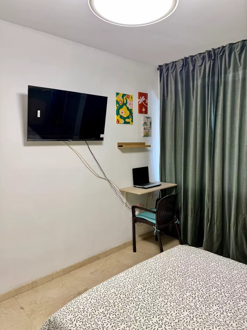 Confortevole e spaziosa stanza per studenti in 