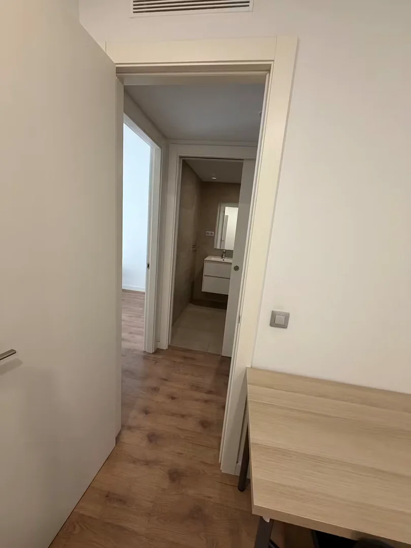 Öğrenciler için rahat oda  bölgesinde mevcut