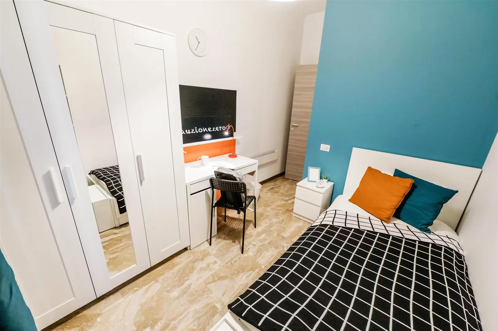 Budget-friendly student room close to campus in 