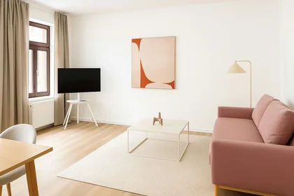 {area} içinde 3 yatak odalı konaklama