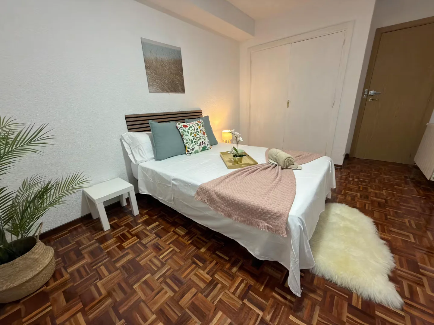 Cozy room for students available in 