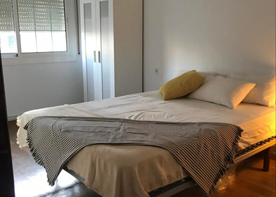 Privatzimmer in der Gref-Völsing-Straße, Bornheim/Ostend, bild 1 von 10