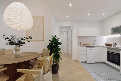 Dairenin tamamı konumu Carrer de les Jonqueres, 9, Ciutat Vella, 08003 Barcelona, Spain, 20 29 görüntüsü