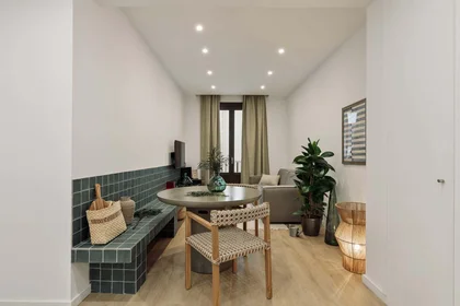 Dairenin tamamı konumu Carrer de les Jonqueres, 9, Ciutat Vella, 08003 Barcelona, Spain, 6 29 görüntüsü