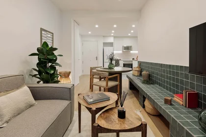 Dairenin tamamı konumu Carrer de les Jonqueres, 9, Ciutat Vella, 08003 Barcelona, Spain, 7 29 görüntüsü