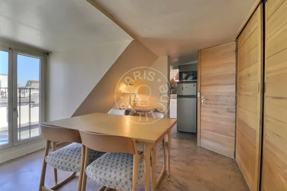 Logement entier à Rue Rambuteau, image 2 de 20