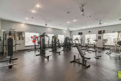 Estudio en residencia en 4600 Elmont Dr, Austin, TX 78741, United States, imagen 43 de 49