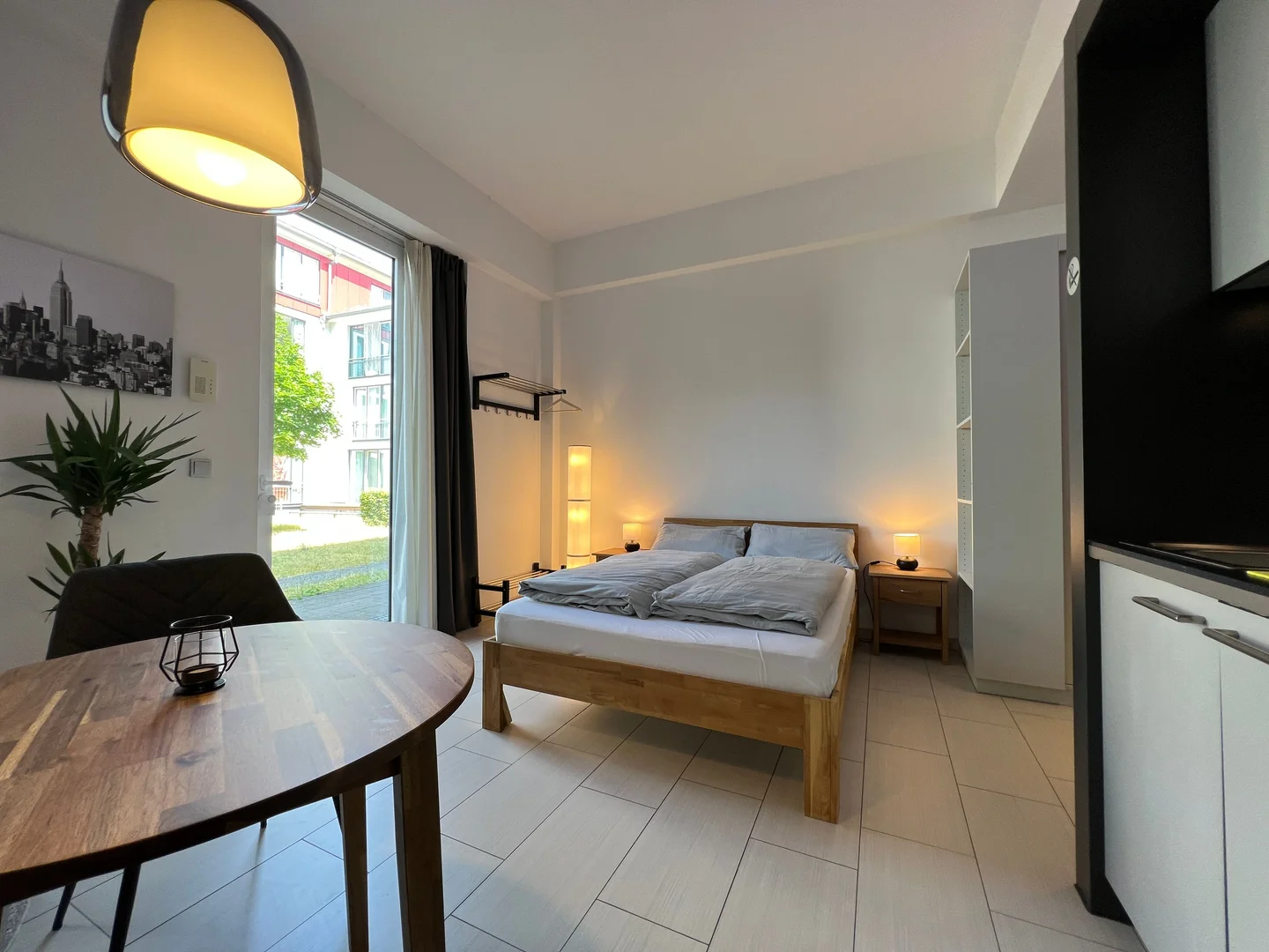 Room for rent in student apartment in , fully furnished