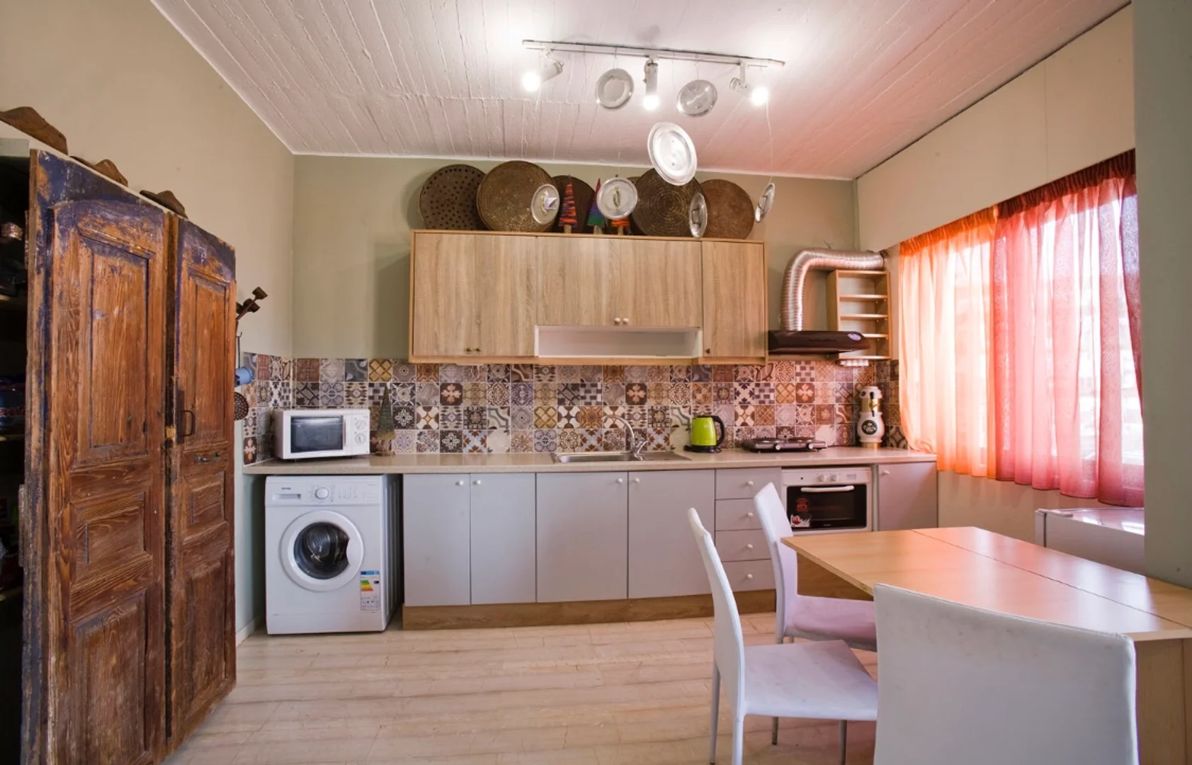 Leoforos Ikarou 40, Heraklion 713 06, Greece , Heraklion, , 713 06 Greece