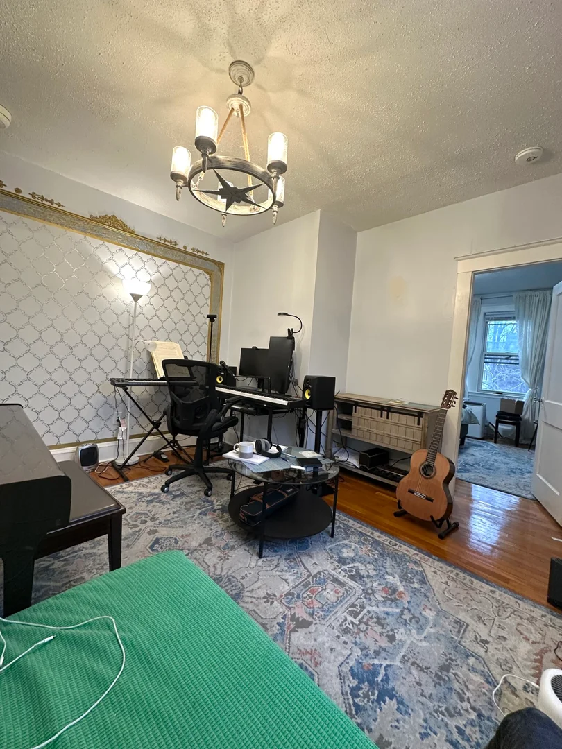 26, Chiswick Rd., Unit 18, Brighton, Boston, MA, 02135