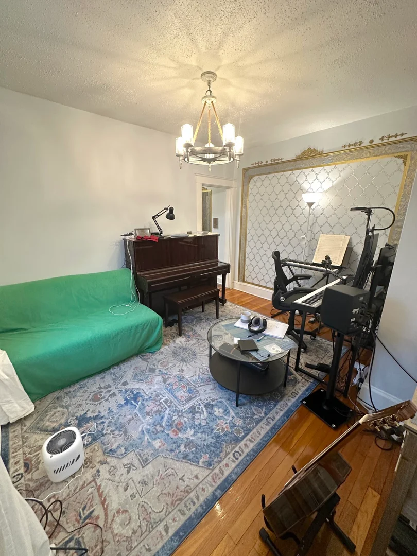 26, Chiswick Rd., Unit 18, Brighton, Boston, MA, 02135