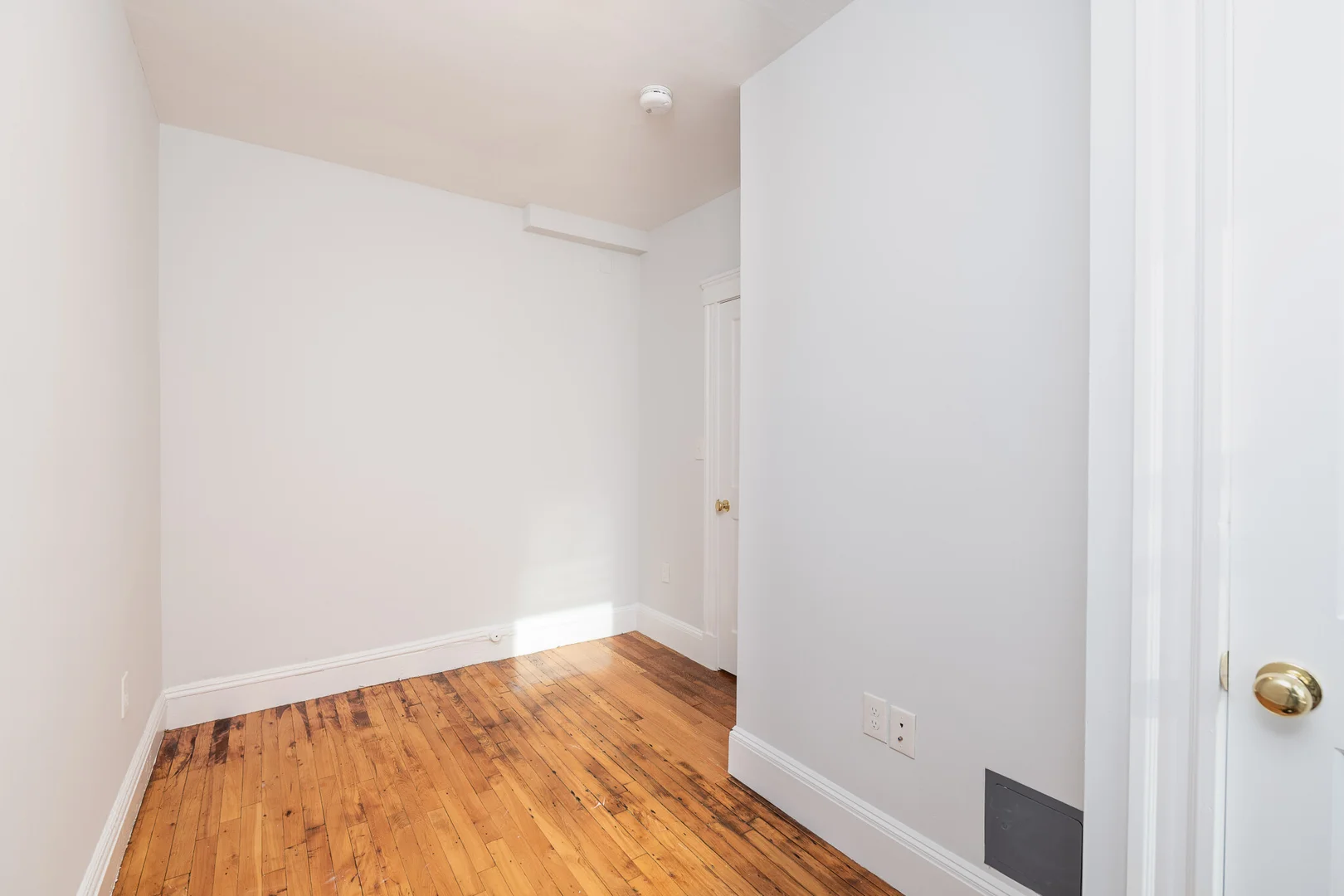 49, Worthington St., Unit 11, Mission Hill, Boston, MA, 02120
