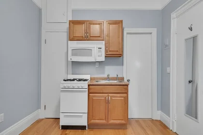 Studio in residence at 290, Commonwealth Ave., Unit 24, Back Bay, Boston, MA, 02115, image 31 of 32