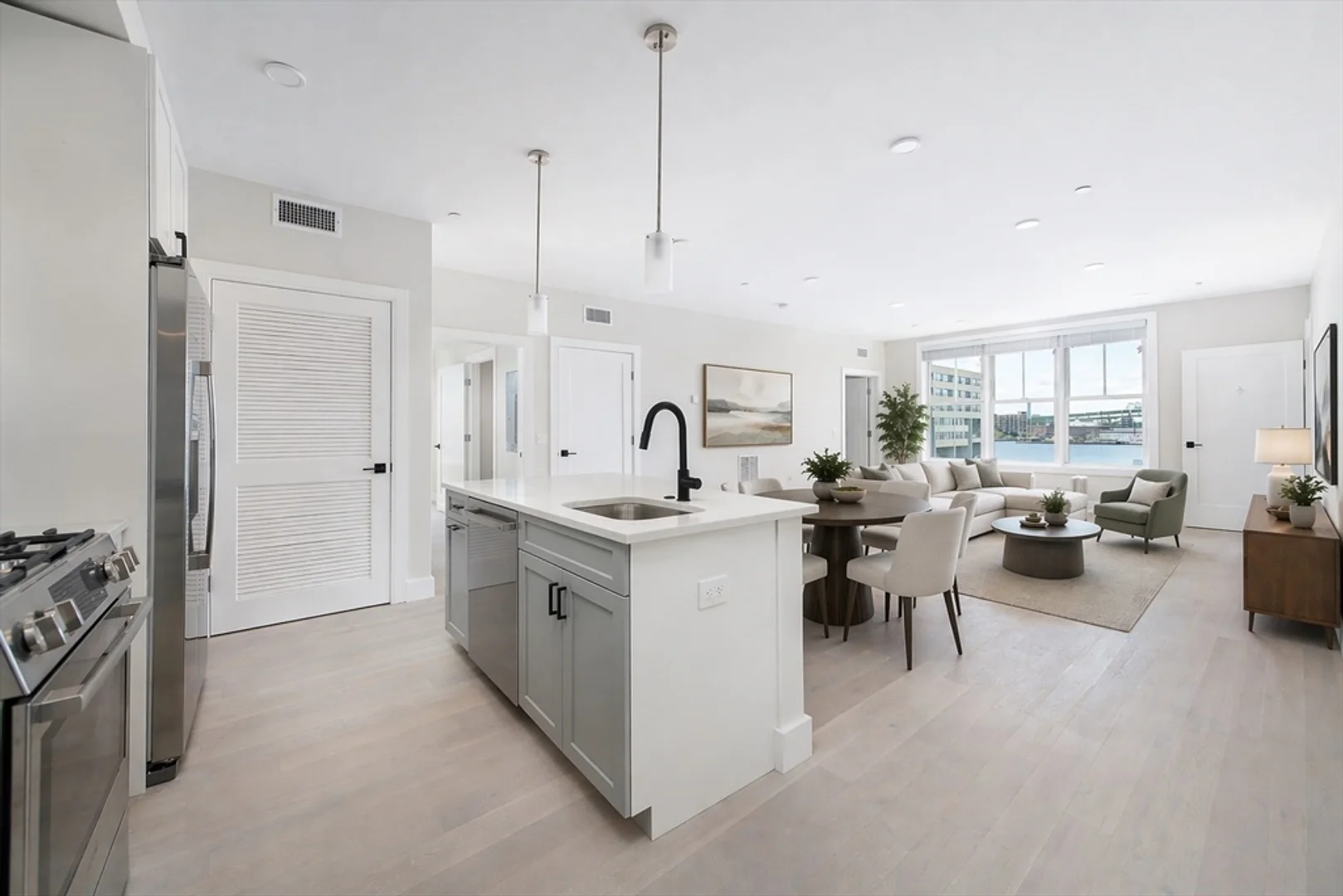 425, Border St., Unit 401, East Boston, Boston, MA, 02128