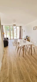 Privatzimmer in der 10 rue de la Trinité, 86000, Poitiers, FR, bild 1 von 10