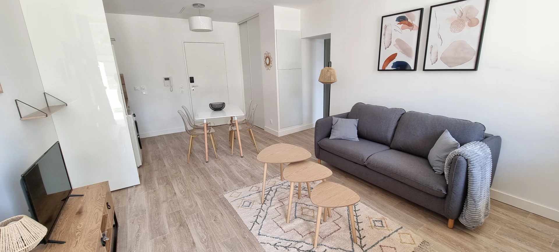 Komfortables und geräumiges Studentenzimmer in 