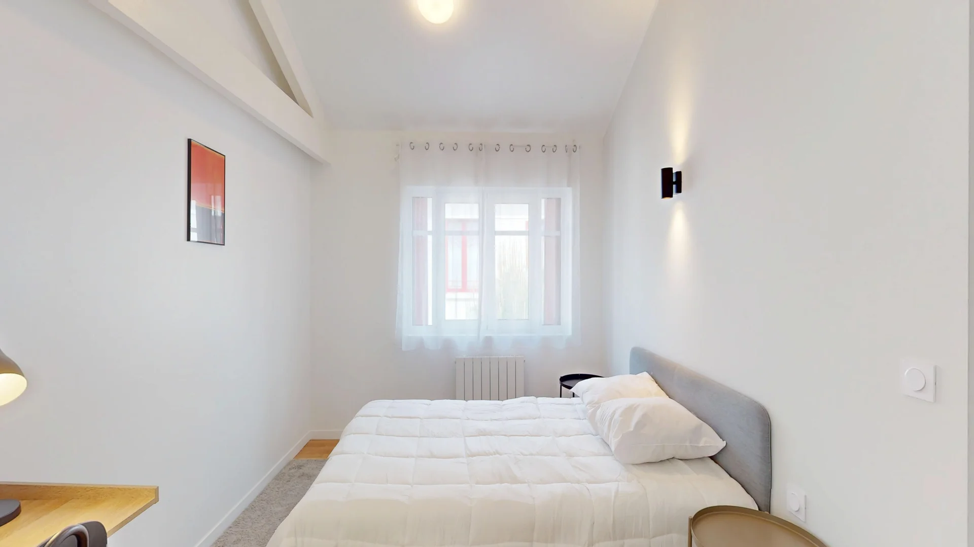 'de öğrenci dairesinde, tamamen mobilyalı kiralık oda
