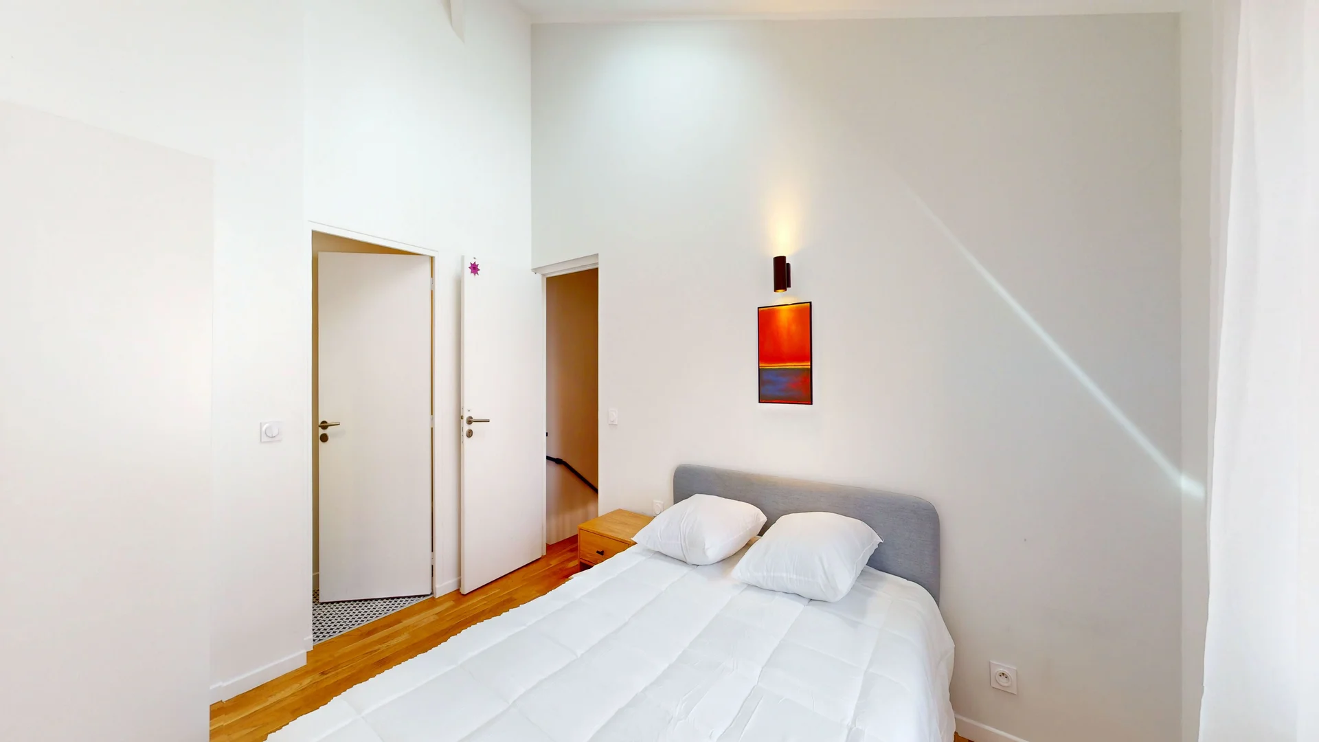 Habitación estudiantil económica con ubicación conveniente en