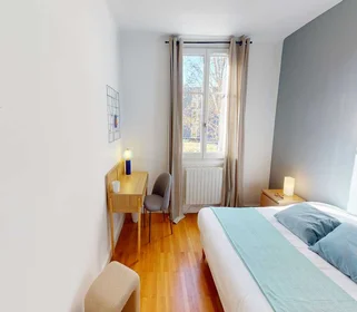 Stanza privata in 33, Rue Salomon Reinach, immagine 1 di 10