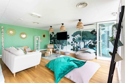 Habitación privada en residencia en Valbonne, 06560, imagen 6 de 10
