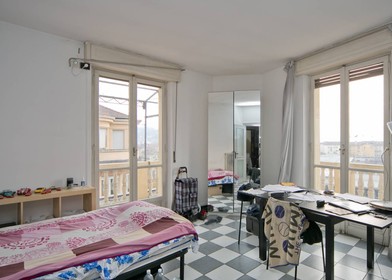 Jasny pokój prywatny w Turyn