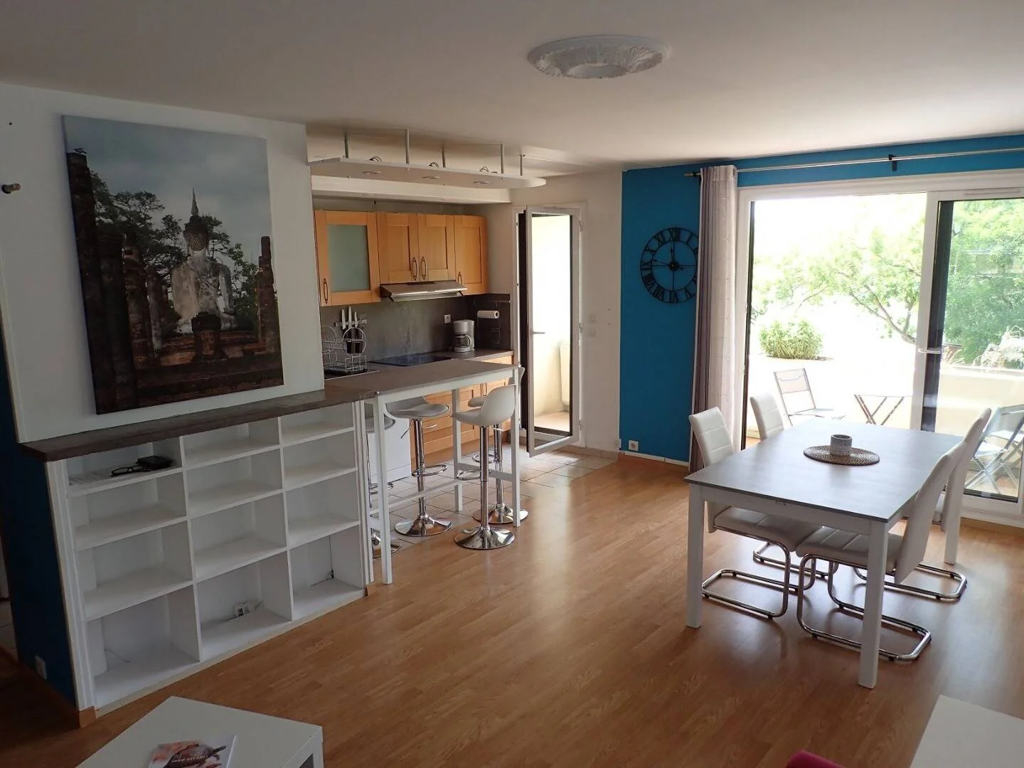 Cozy room for students available in 