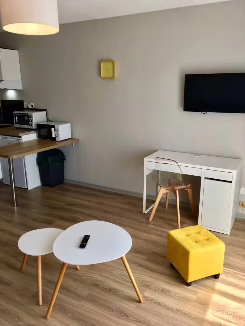 Chambre d'étudiant bon marché à proximité du campus dans 