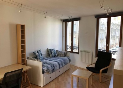 Private room at Le havre, 76600, image 1 of 4