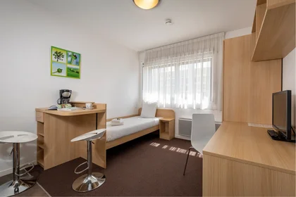 Quarto privado em Troyes, 10000, imagem 1 de 10