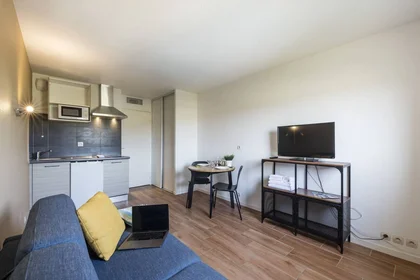 Chambre privée en résidence à Aix-en-Provence, 13540, image 8 de 17
