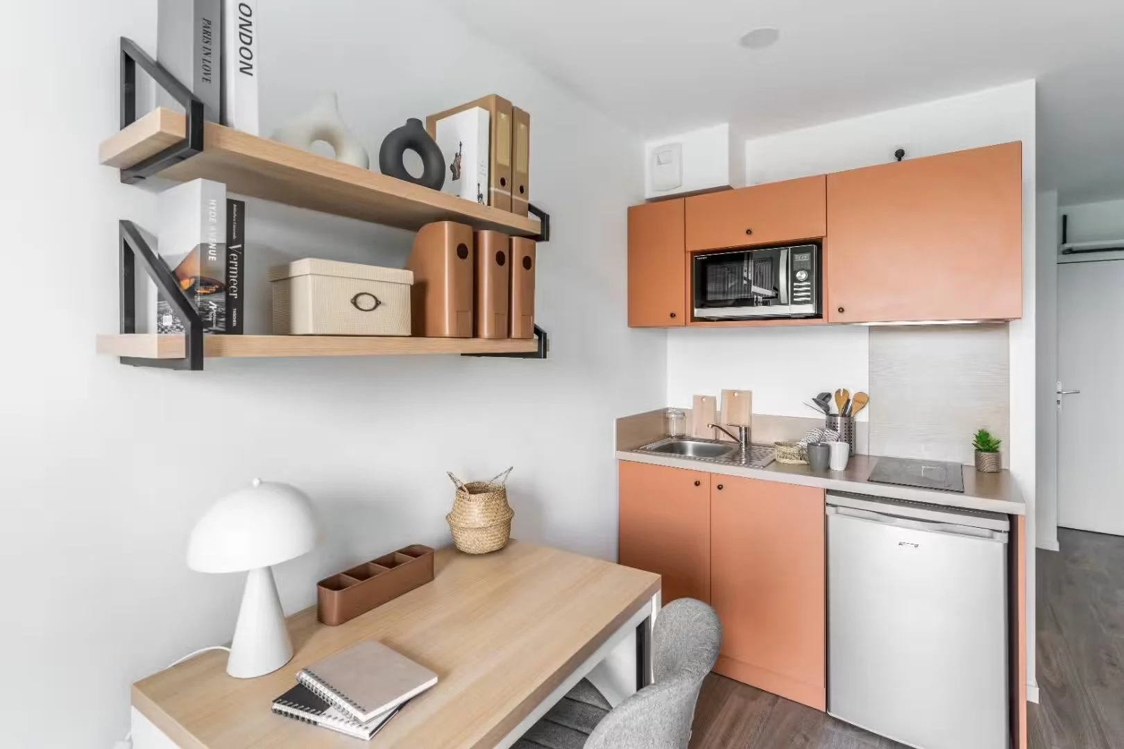 Habitación en apartamento estudiantil en alquiler en , completamente amueblado