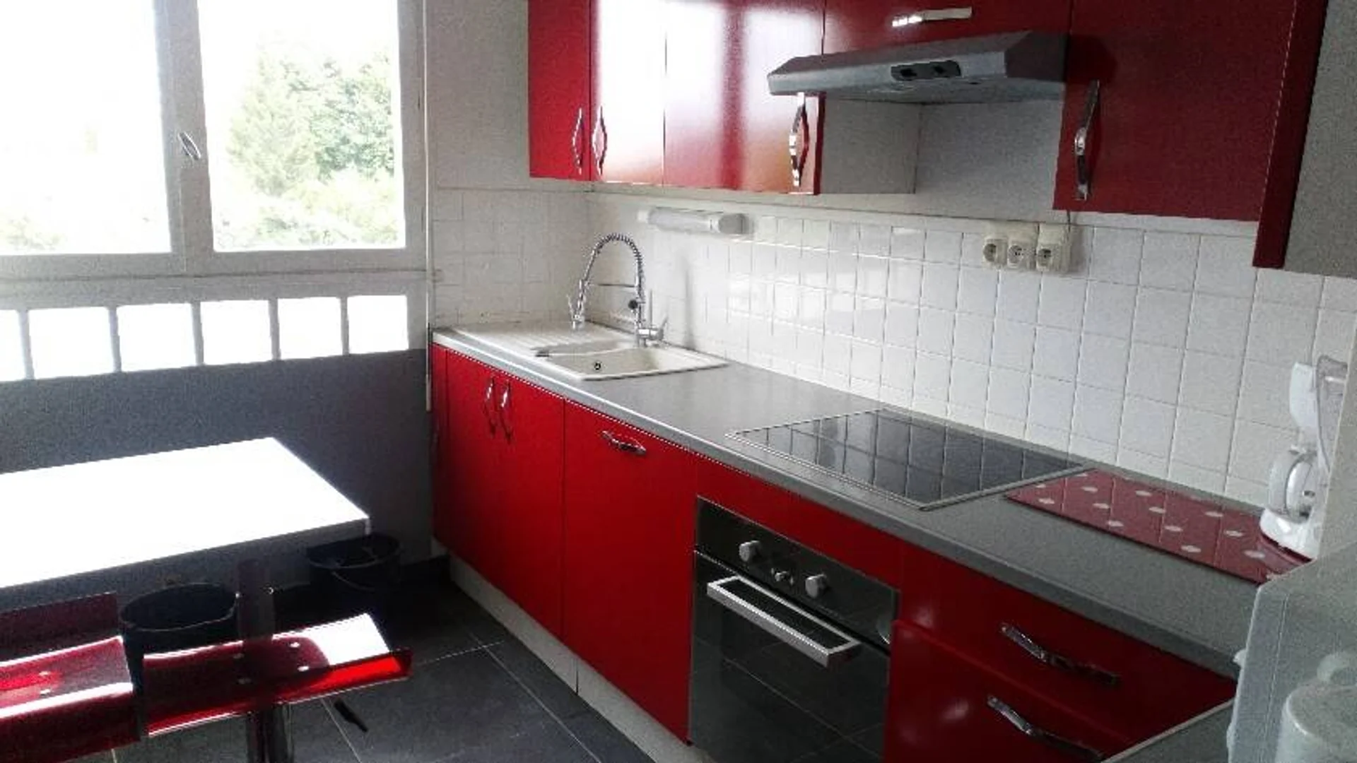 Habitación asequible para estudiantes con buena iluminación en 
