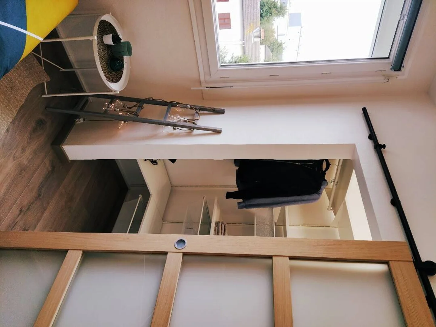 Bright and airy student room with easy university access in 