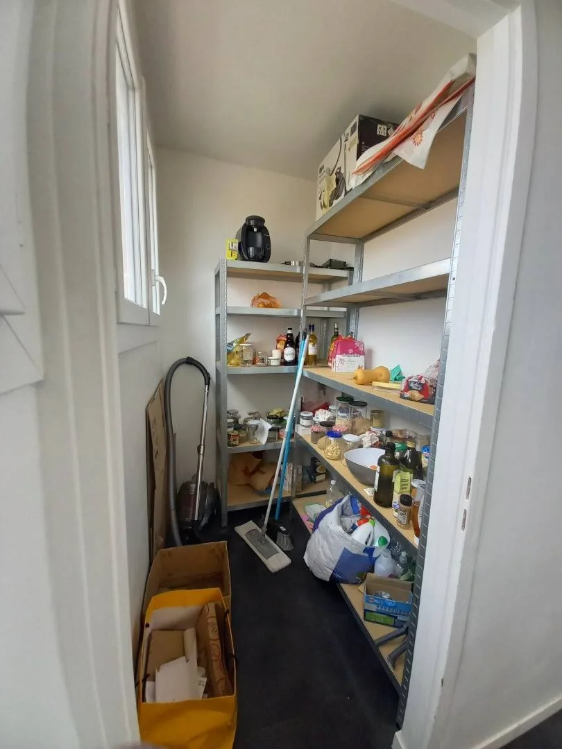 Chambre à louer dans un appartement d'étudiant à , entièrement meublée