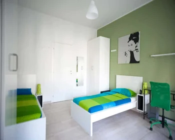 Özel oda konumu Piazza Manfredi Azzarita, 4, 40122 Bologna BO, Italy, 5 29 görüntüsü