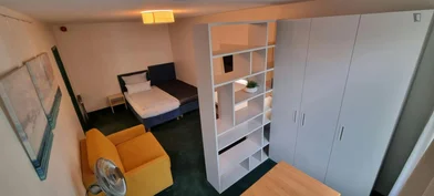 Studio at Augsburgerstraße, image 1 of 14