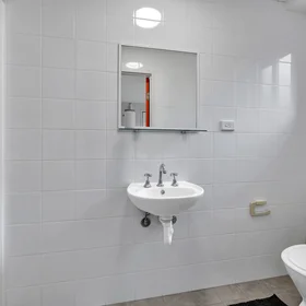 Quarto privado em residência em 122 Culloden Rd, Marsfield NSW 2122, Australia, imagem 5 de 22