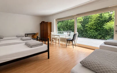 Günstiges Privatzimmer in {area}