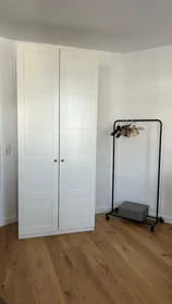 Private room at Rosa-Luxemburg-Straße, image 1 of 10
