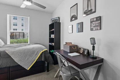 Całe miejsce w rezydencji 201 W Glenn Ave, Auburn, AL 36830, USA, obraz 39 49